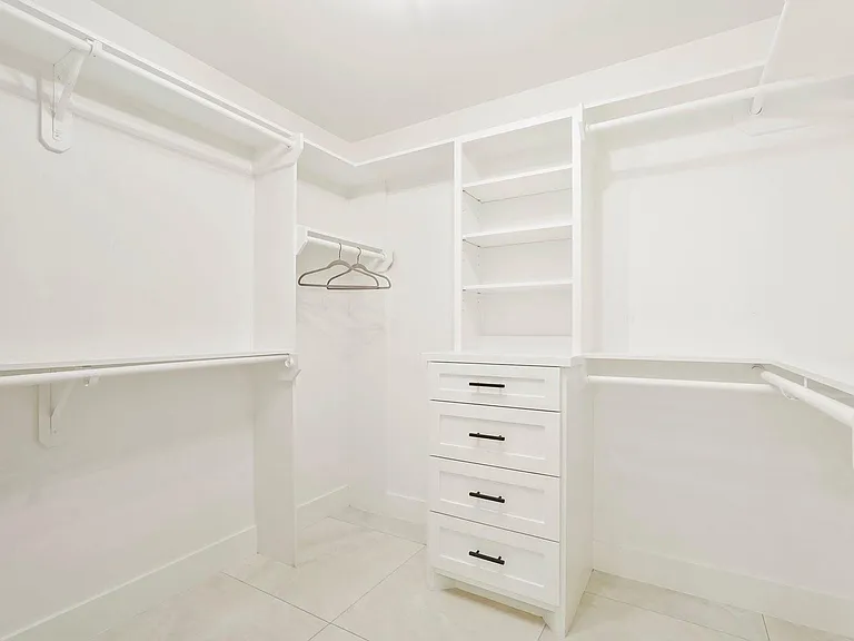 3327 Freshmeadows Dr — Photo 28