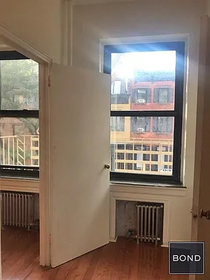 Rented by Bond New York | media 16