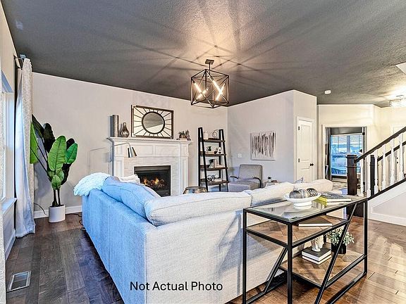 3rd image of 1516 Raley Way