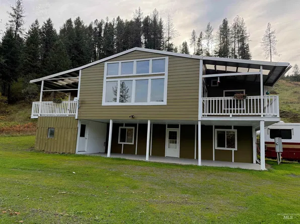 131 Skyline Loop Rd, Kooskia, ID 83539
