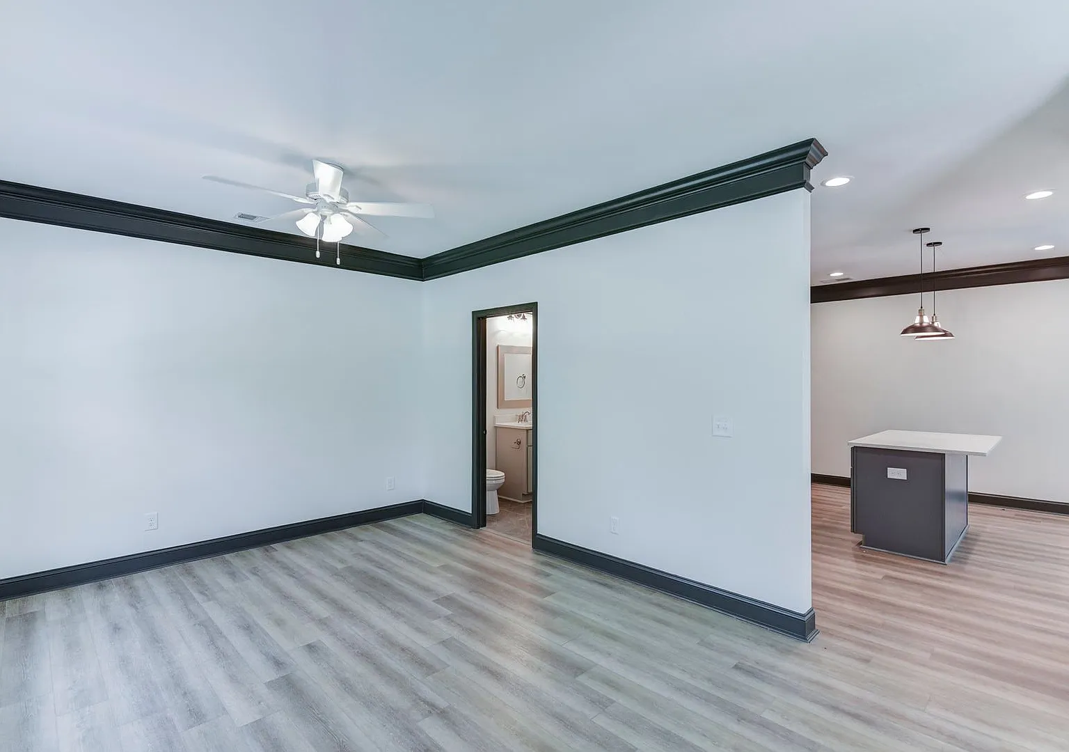 Duplex near Williams-Brice for Rent — Photo 3