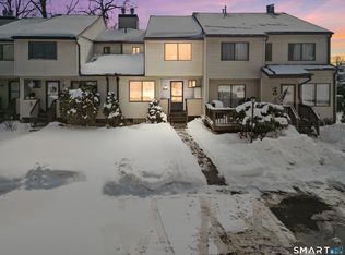 Glen Oaks, Newington, CT 06111