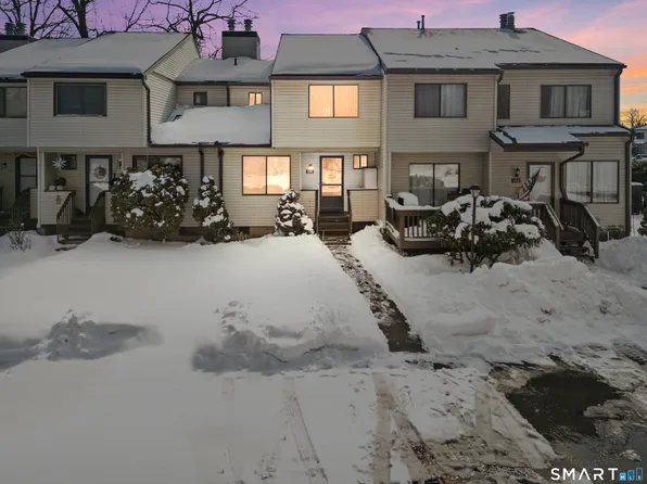 138 Cypress Road #138, Newington, CT 06111