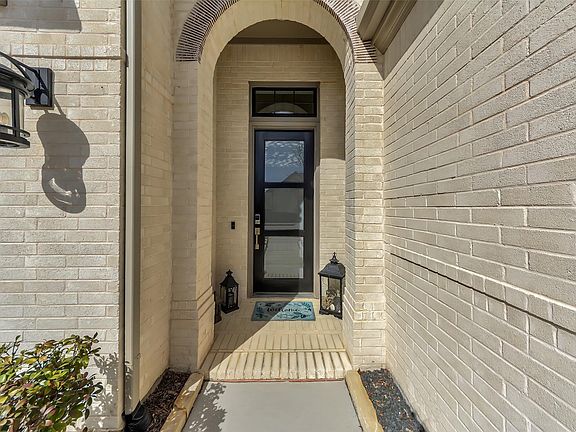 3rd image of 9901 Boulder Point Rd