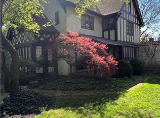 31 Barrington St, Rochester, NY 14607