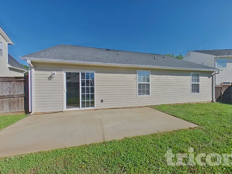 519 Barn Swallow Dr — Photo 16