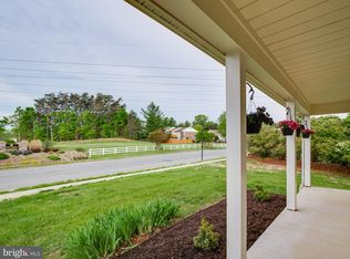 15701 Beau Ridge Dr, Woodbridge, VA 22193