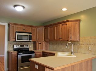 4337 Jane Dr, Manhattan, KS 66502
