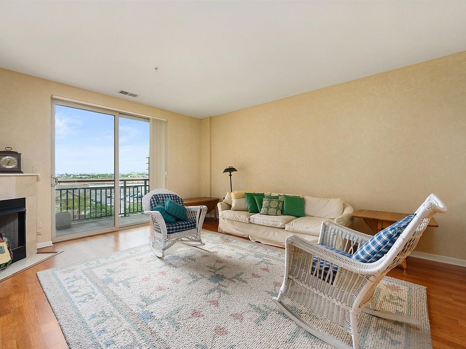 1st image of 1700 Riverwoods Dr APT 411