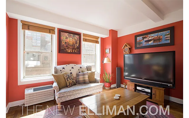 Sold by Douglas Elliman | media 8