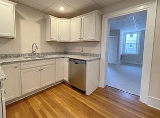 75 S Main St #10485400, Nazareth, PA 18064
