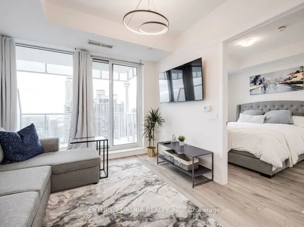 28 Freeland St, Toronto, ON