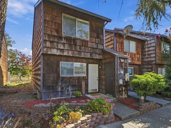 1458 Parkway Drive, Rohnert Park, CA 94928