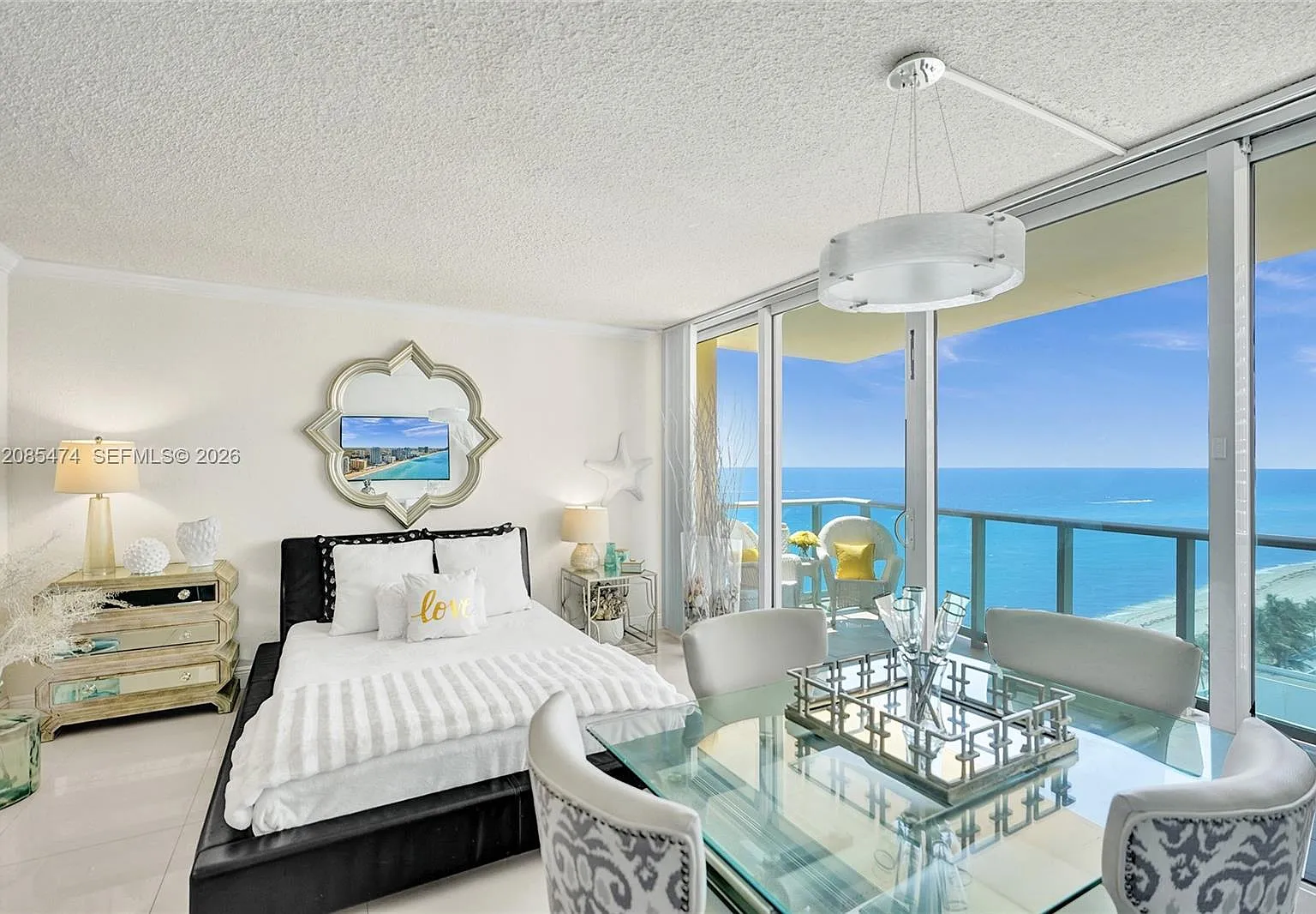 Wave Condo — Photo 3