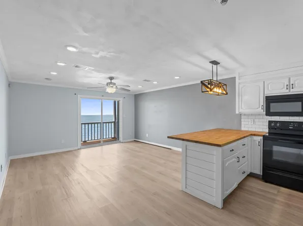 5539 Soundside Dr APT K, Gulf Breeze, FL 32563