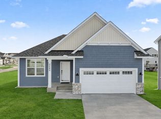 3280 Linden Ave N, Lake Elmo, MN 55042