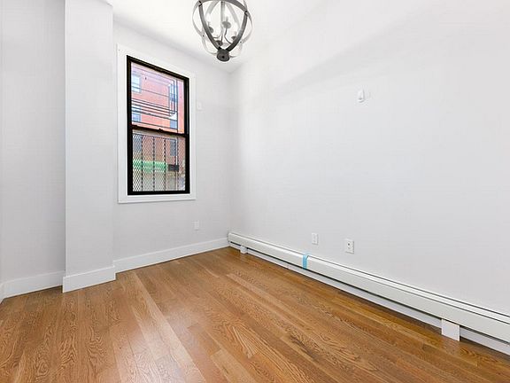 4th image of 896 Lafayette Ave #1A