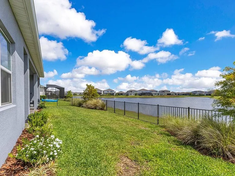 13461 Panama Beach Ct — Photo 36