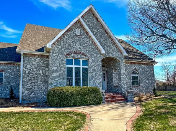234 N Bay Ave, Columbus, KS 66725