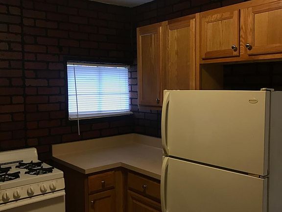 4th image of 602 1/2 Morgantown Ave