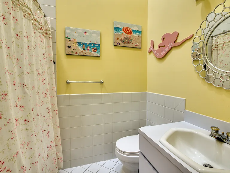 24 Seaside Ave — Photo 14