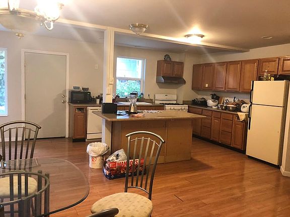 5th image of 14212 SE 38th St