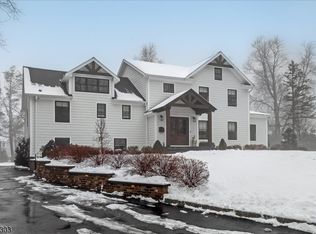 35 Winding Way, Madison Boro, NJ 07940