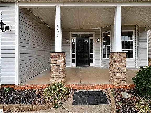 2nd image of 429 Melbourne Ln
