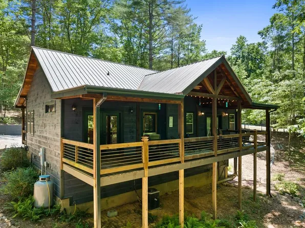206 Winding Brook Trl, Morganton, GA 30560