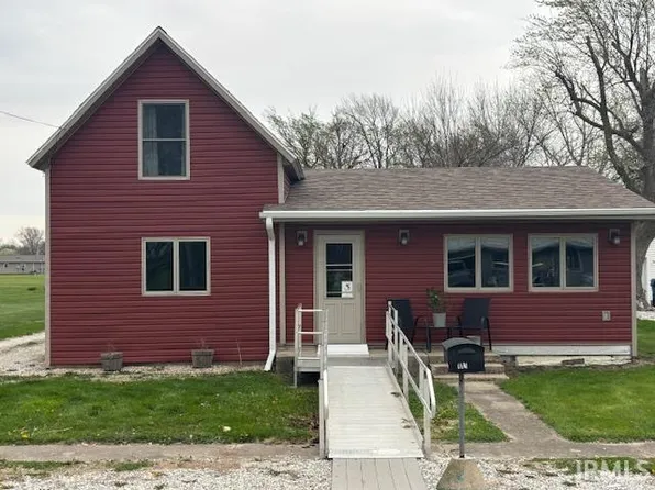 113 N Harrison Ave, Goodland, IN 47948