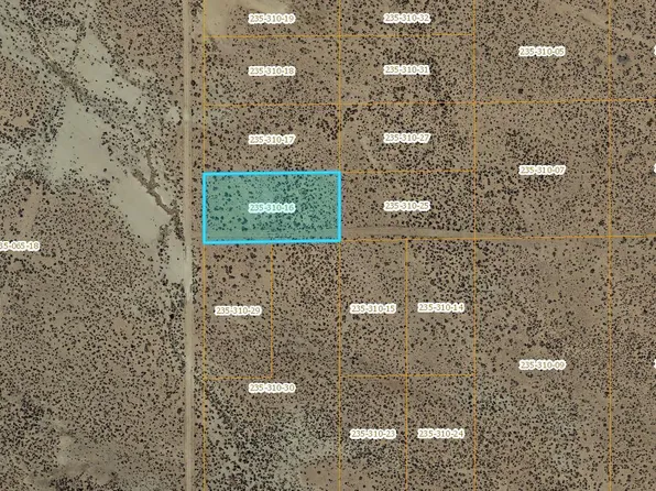 30th St E, Mojave, CA 93501
