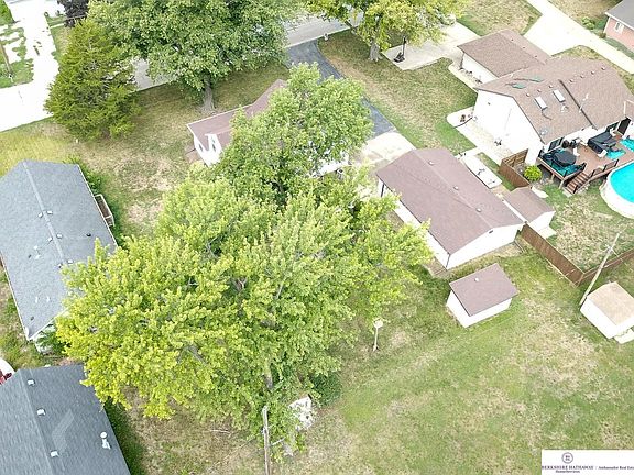4th image of 4511 Navajo St