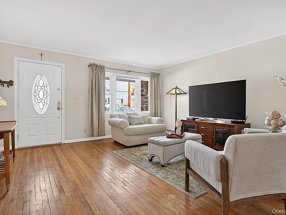 4th image of 84 Ohio Avenue