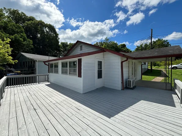 5039 Yellow Finch Way, Gosport, IN 47433