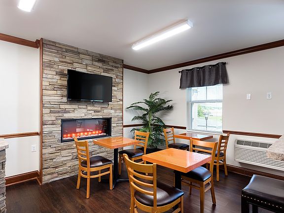 5th image of 2040 Taylor Rd #103