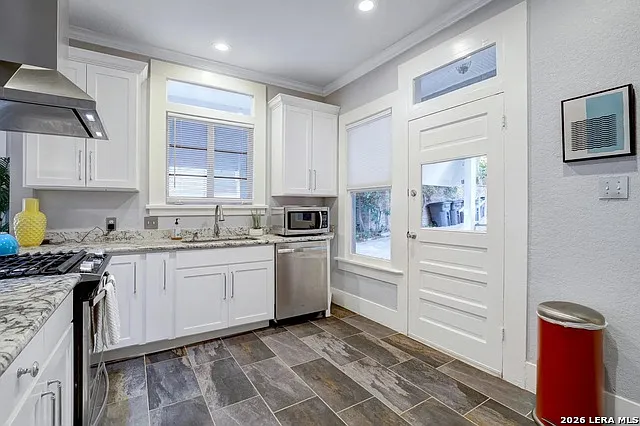 141 E Woodlawn Ave #1 — Photo 9