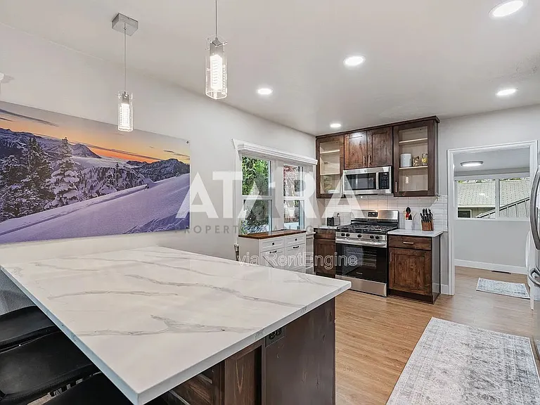 724 E Wilson Ave — Photo 18