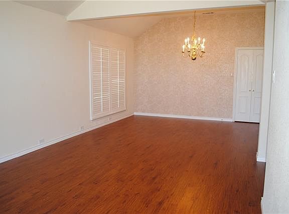 5th image of 4000 Breanna Way