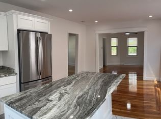 240 Chestnut St, Fall River, MA 02720