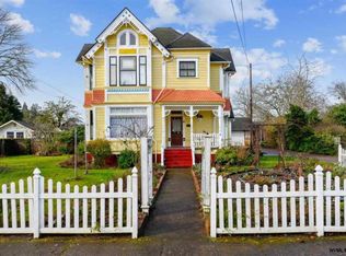 717 SW Levens St, Dallas, OR 97338