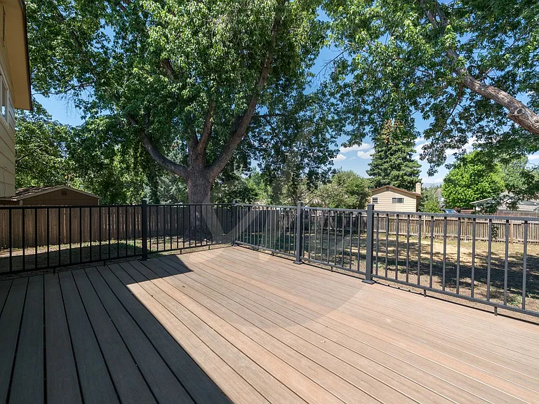 4962 Filarees Cir — Photo 17