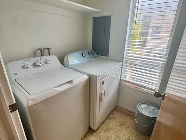 280 N Sunflower Dr #28 — Photo 14