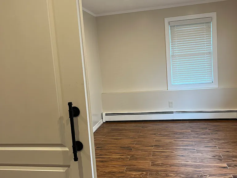 14 Arena Ct #1 — Photo 3