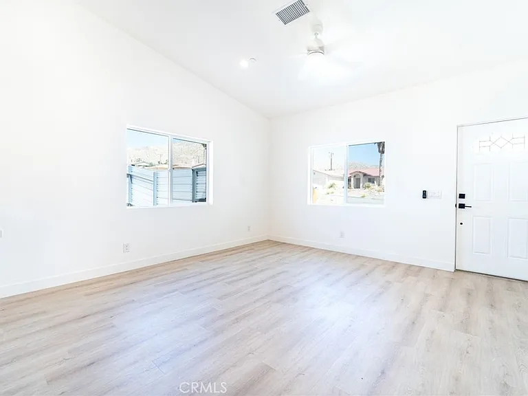 9473 Palm Dr — Photo 4