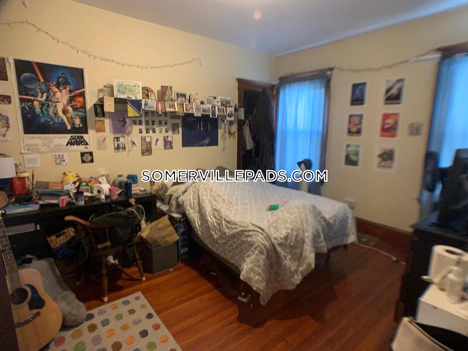 2nd image of 86 Bromfield Rd #4