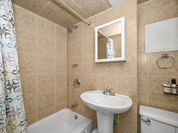 133-27 135th Place image 10 of 19