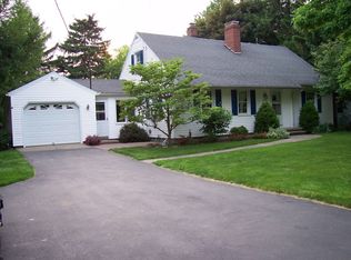 1631 Qualtrough Rd, Rochester, NY 14625