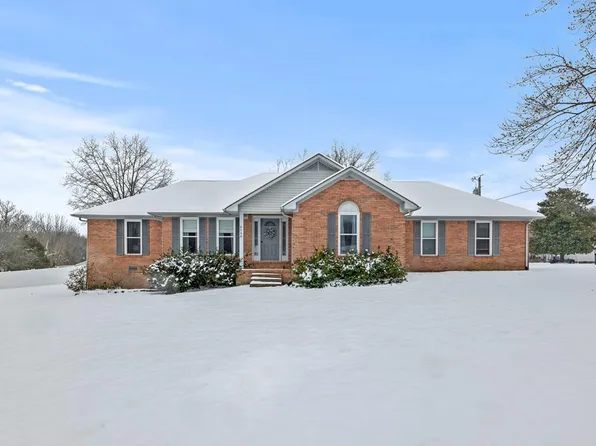 4896 Cumby Rd, Cookeville, TN 38501