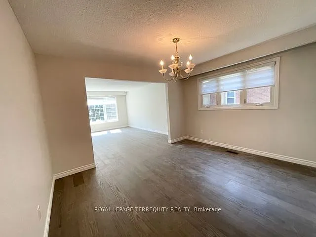 743 Fieldstone Rd — Photo 6