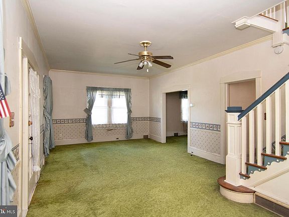 4th image of 542 Williamstown Rd